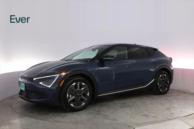 2025 Kia EV6 Light Long Range RWD