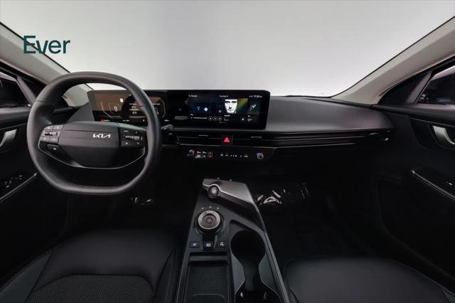 2025 Kia EV6 Light Long Range RWD