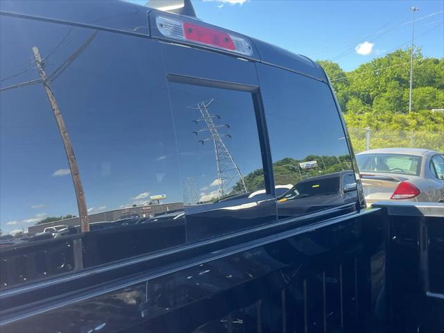 2023 Ram 1500 Big Horn Crew Cab 4x4 5'7" Box