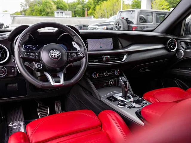 2024 Alfa Romeo Stelvio Veloce AWD