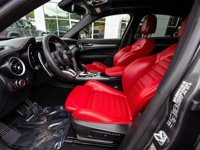 2024 Alfa Romeo Stelvio Veloce AWD