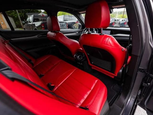 2024 Alfa Romeo Stelvio Veloce AWD