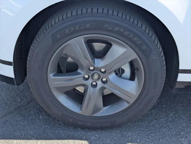 2022 Land Rover Range Rover Velar P250 R-Dynamic S