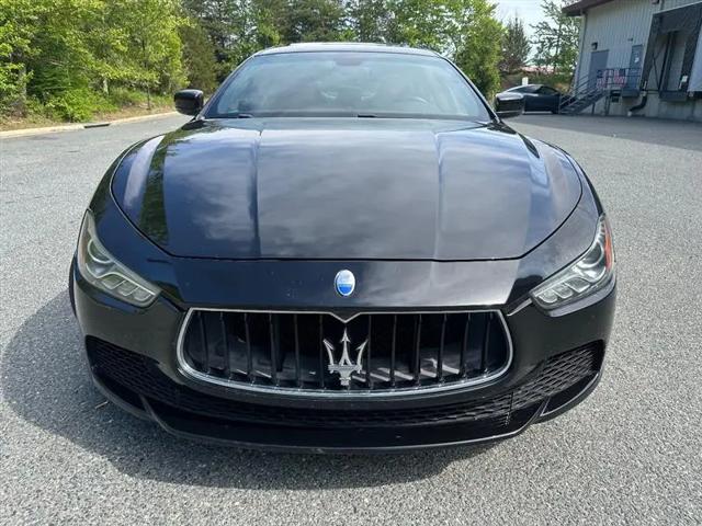 2016 Maserati Ghibli Standard