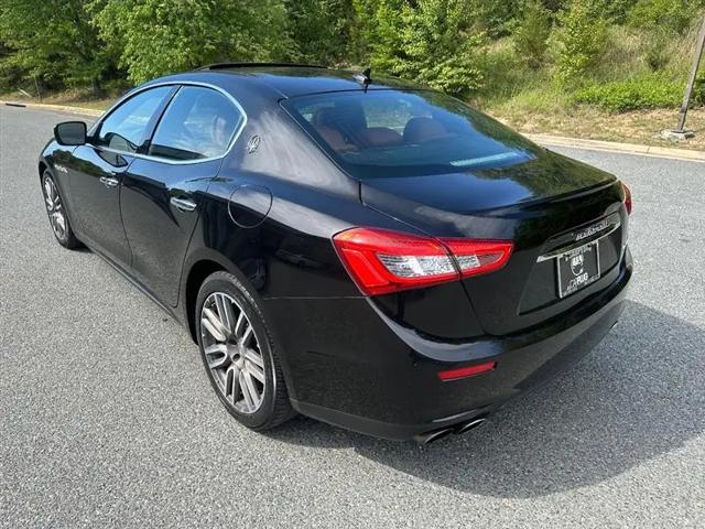 2016 Maserati Ghibli Standard