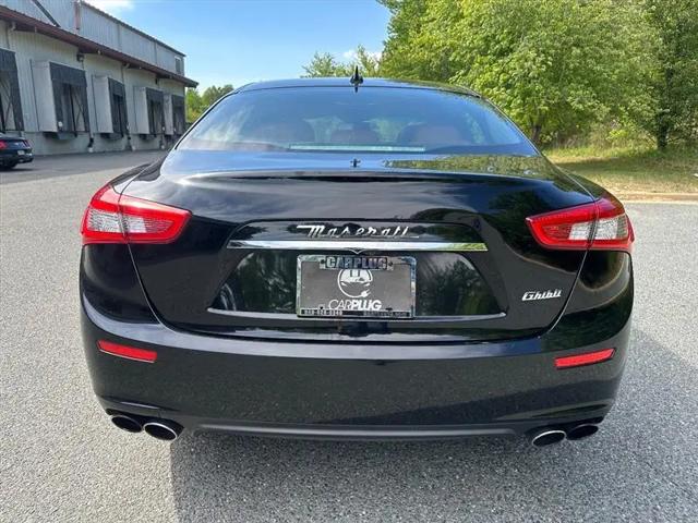2016 Maserati Ghibli Standard