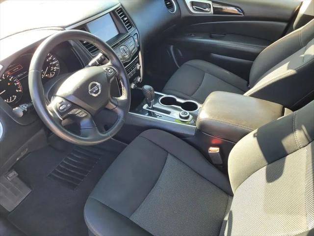 2019 Nissan Pathfinder SV