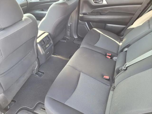 2019 Nissan Pathfinder SV
