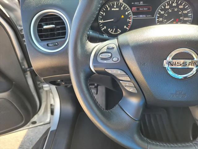 2019 Nissan Pathfinder SV