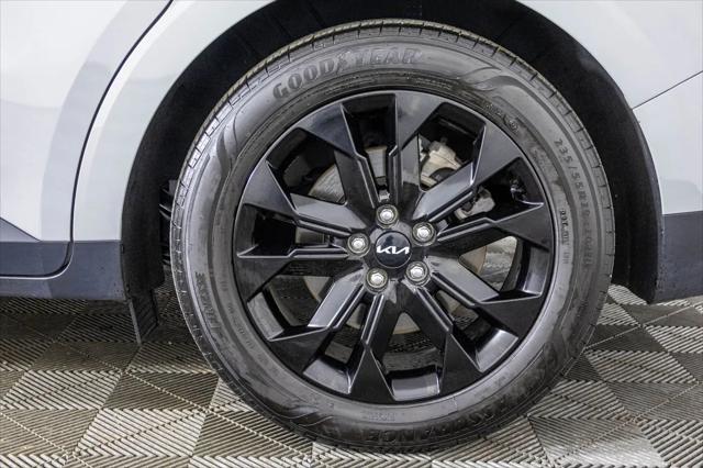 2024 Kia Carnival MPV SX Prestige