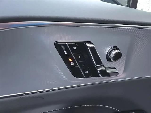 2024 Cadillac iQ Tech w/1SA
