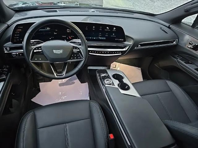 2024 Cadillac iQ Tech w/1SA