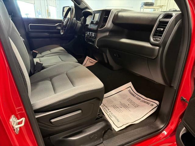 2024 Ram 1500 Big Horn Crew Cab 4x4 5'7" Box