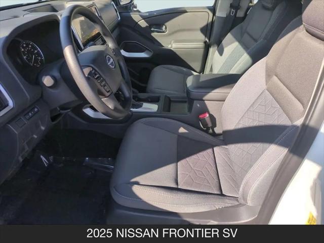 2025 Nissan Frontier Crew Cab SV 4x2