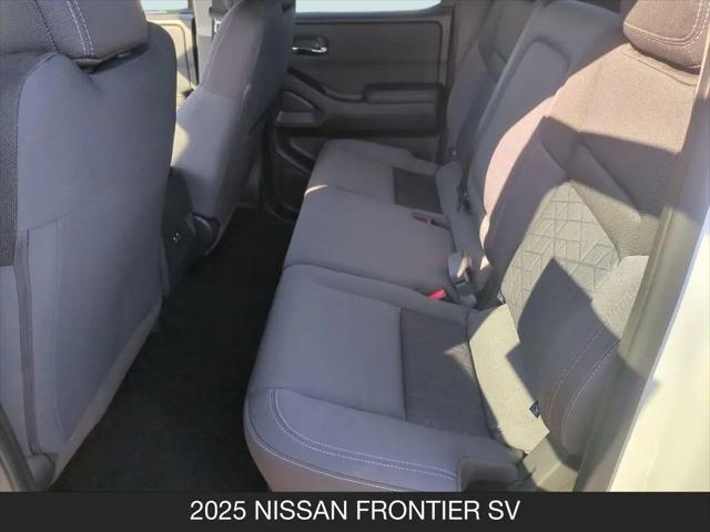 2025 Nissan Frontier Crew Cab SV 4x2
