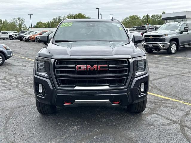 2023 GMC Yukon XL 4WD AT4