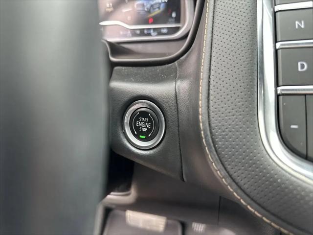 2023 GMC Yukon XL 4WD AT4