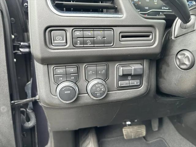 2023 GMC Yukon XL 4WD AT4