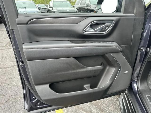2023 GMC Yukon XL 4WD AT4