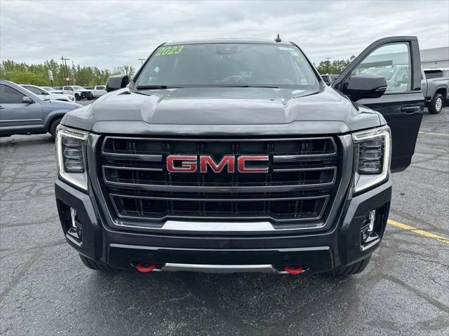 2023 GMC Yukon XL 4WD AT4