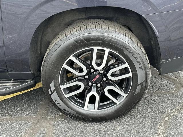2023 GMC Yukon XL 4WD AT4