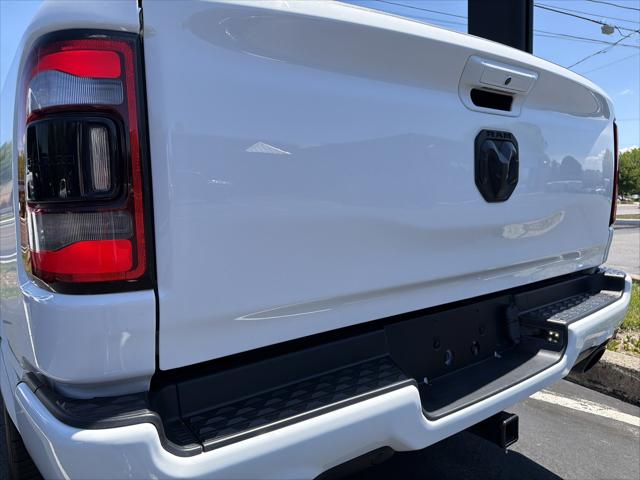 2022 Ram 1500 Laramie Crew Cab 4x4 5'7" Box