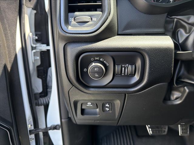 2022 Ram 1500 Laramie Crew Cab 4x4 5'7" Box
