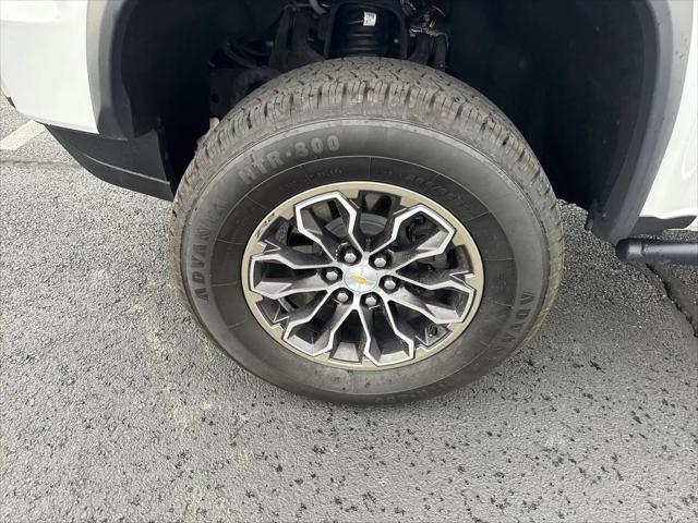 2022 Chevrolet Colorado 4WD Crew Cab Short Box ZR2