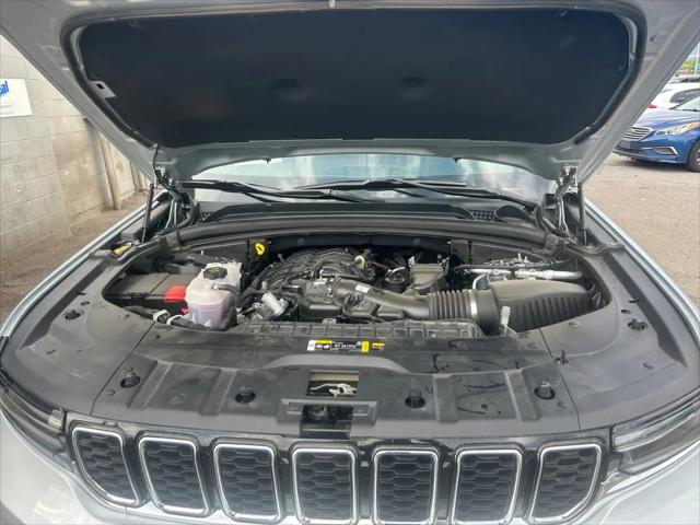 2025 Jeep Grand Cherokee L Limited 4x4