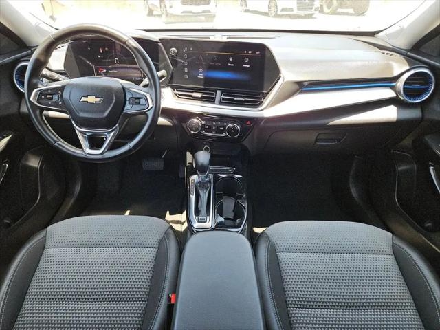 2025 Chevrolet Trax FWD LT