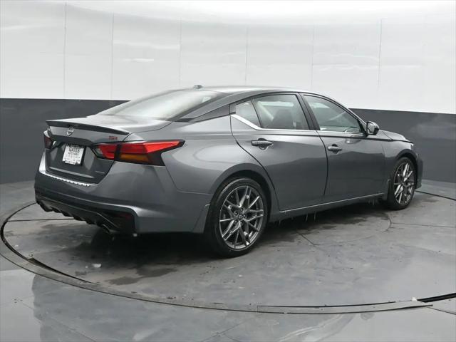 2023 Nissan Altima SR VC-Turbo FWD