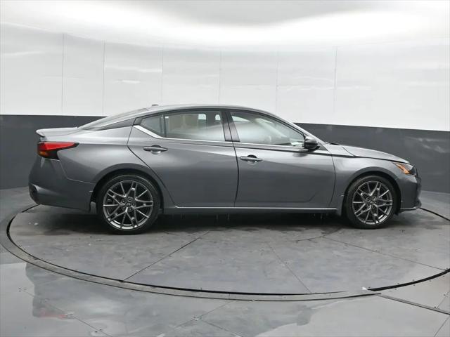 2023 Nissan Altima SR VC-Turbo FWD