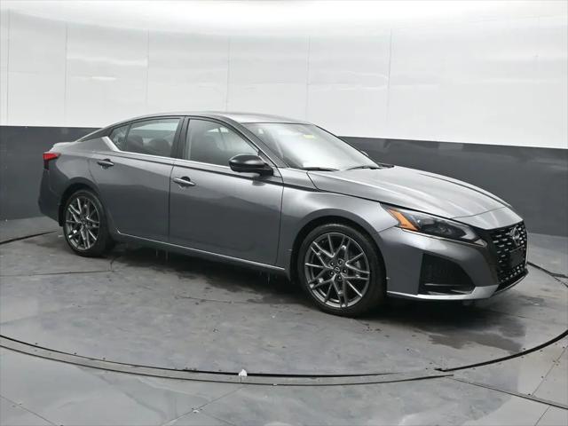 2023 Nissan Altima SR VC-Turbo FWD