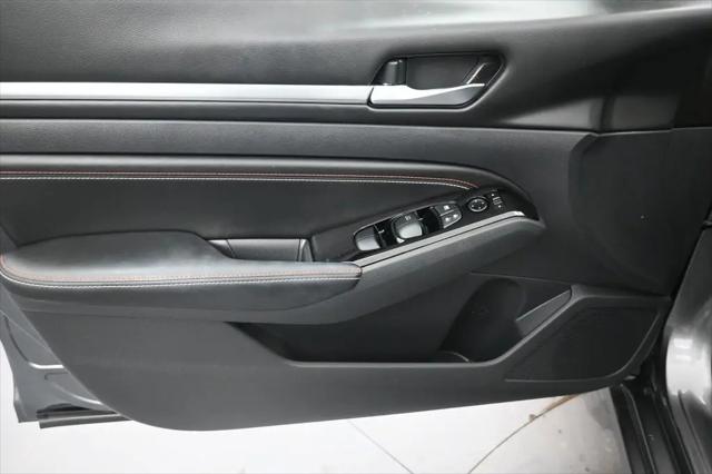 2023 Nissan Altima SR VC-Turbo FWD
