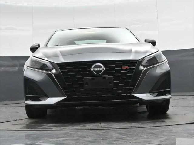 2023 Nissan Altima SR VC-Turbo FWD