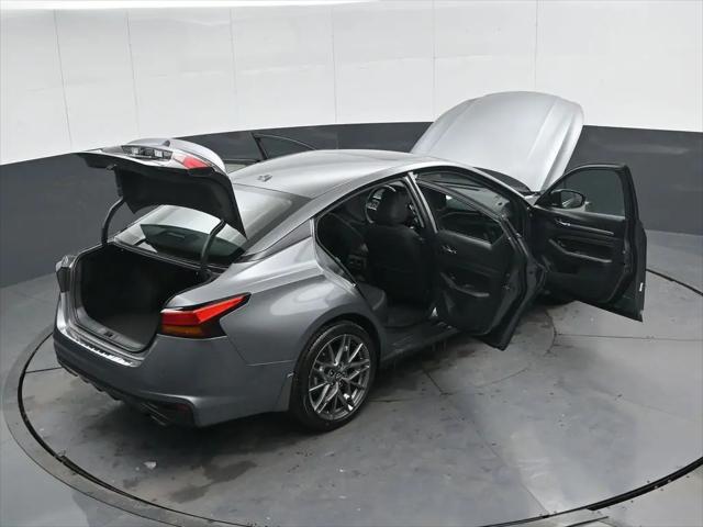 2023 Nissan Altima SR VC-Turbo FWD
