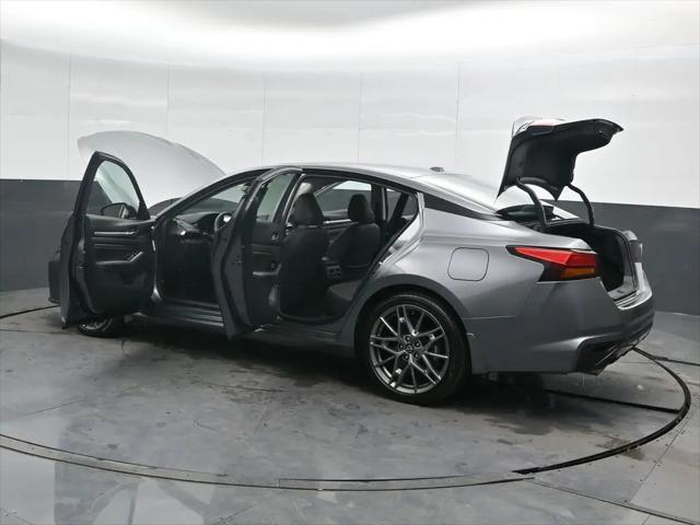 2023 Nissan Altima SR VC-Turbo FWD