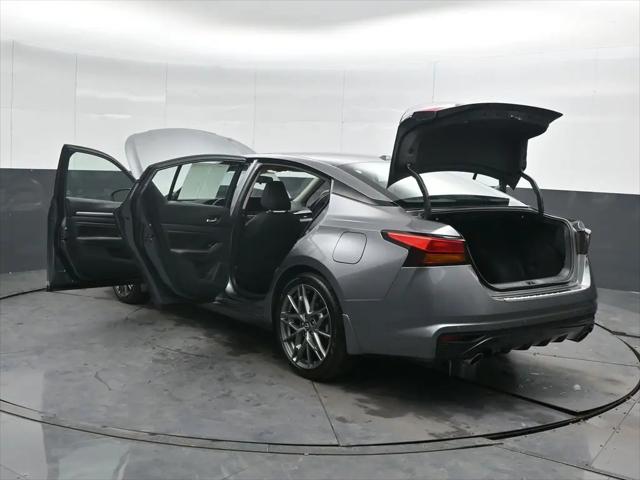 2023 Nissan Altima SR VC-Turbo FWD
