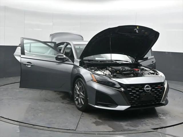 2023 Nissan Altima SR VC-Turbo FWD