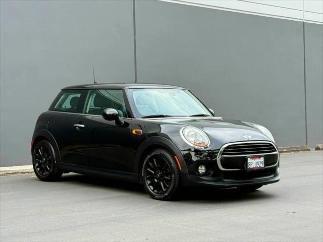 2016 MINI Hardtop Cooper