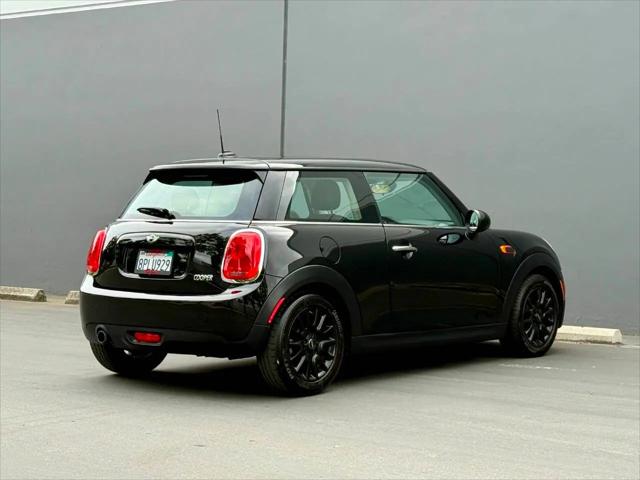 2016 MINI Hardtop Cooper