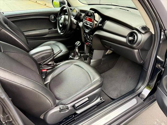 2016 MINI Hardtop Cooper