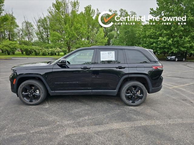 2023 Jeep Grand Cherokee Limited 4x4 for sale in Urbandale, IA