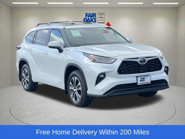 2025 Toyota Highlander Hybrid XLE 2025 Toyota Highlander Hybrid XLE