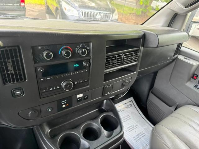 2017 GMC Savana Cutaway Work Van