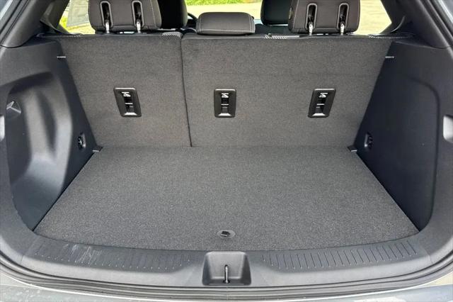 2027 Chevrolet Bolt LT FWD