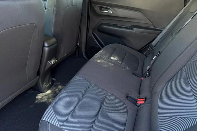 2027 Chevrolet Bolt LT FWD