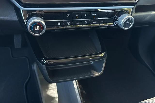 2027 Chevrolet Bolt LT FWD