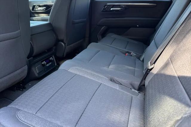 2026 Chevrolet Suburban LS, RWD