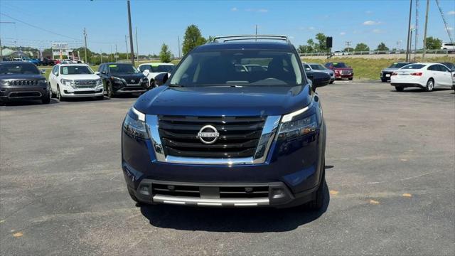 2024 Nissan Pathfinder SL 4WD